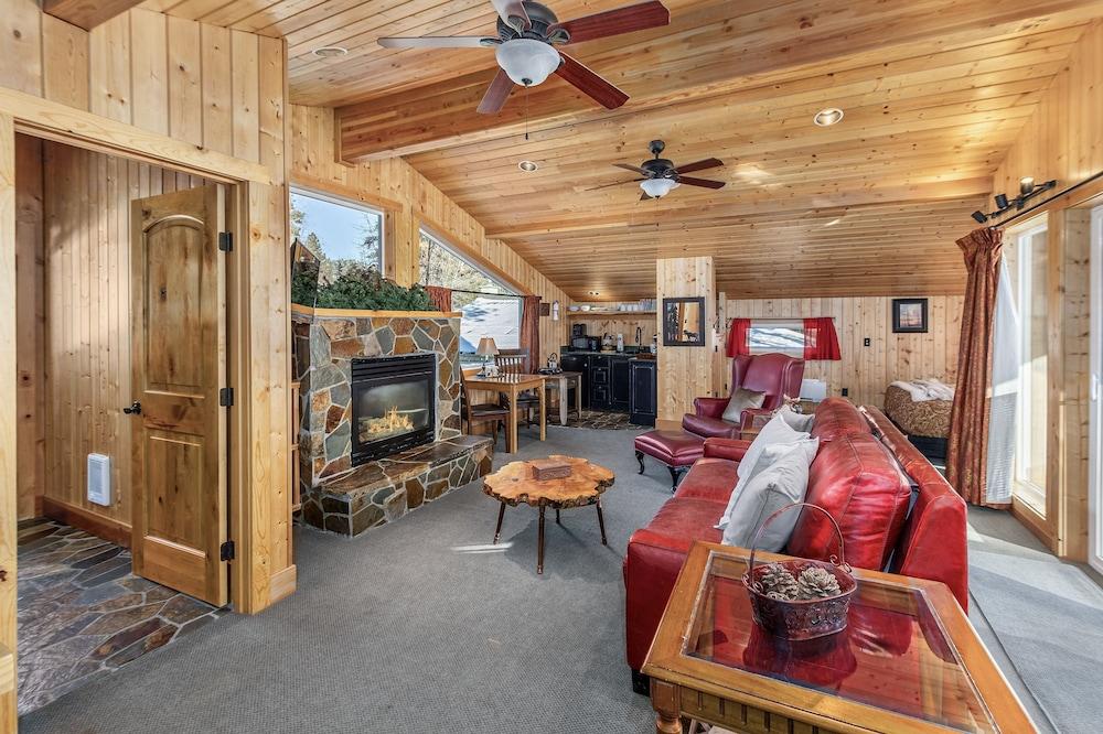 Riverside Loft Suite 1 Bedroom Home