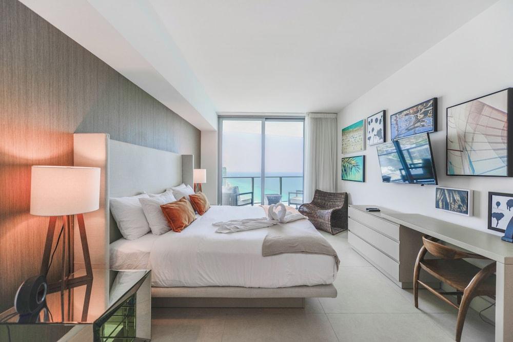 Ocean View Condo Near the Beach