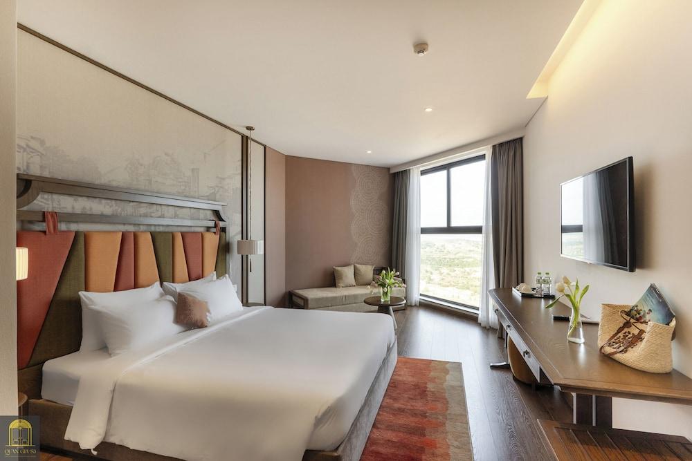 Phan Nguyen Mandala Mui Ne