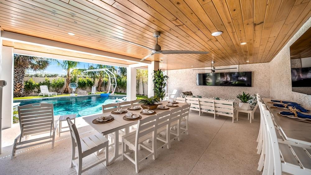 Blue Lagoon in Siesta Key