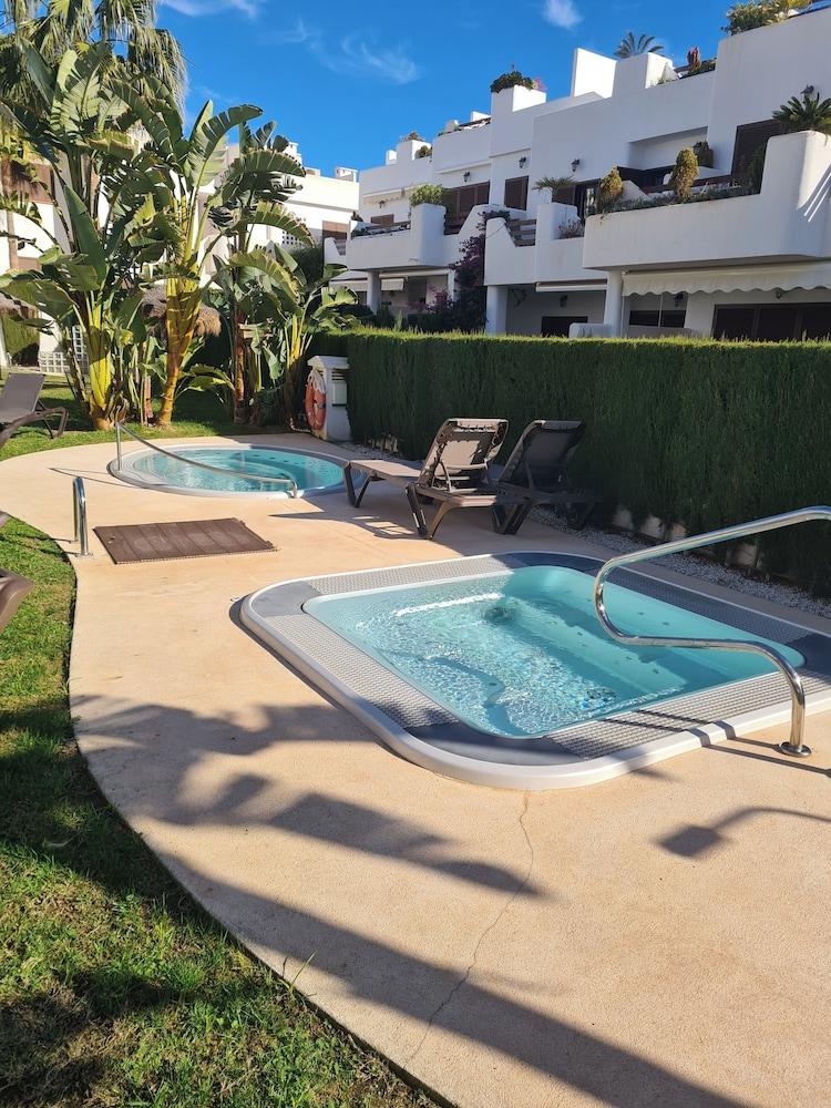 Cozy Beachside Haven