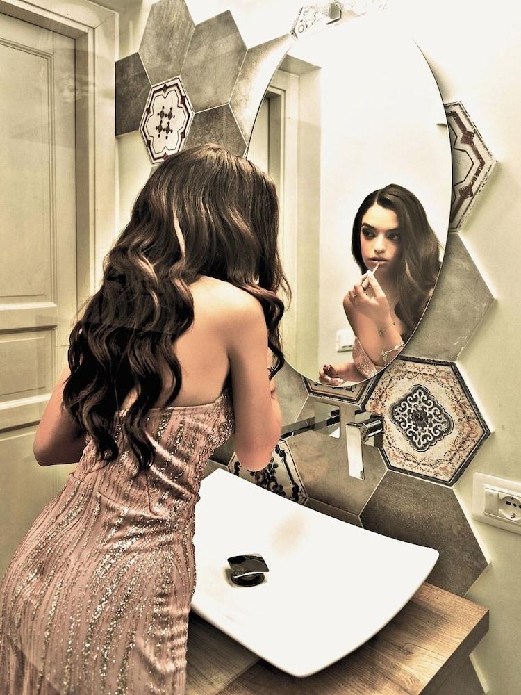 Kéramos Luxury Rooms