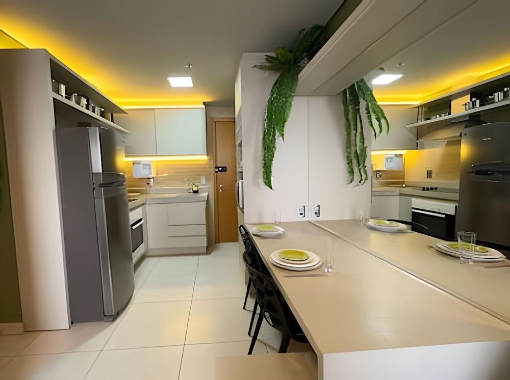 BLTX Brookfield Towers 2616