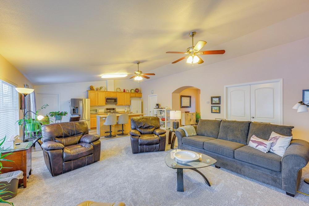 ~ 3 Mi to Ski & Hiking Trails: Soldotna Home