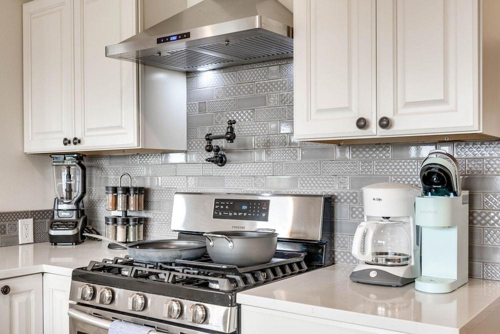 6bed 4bath 3 Acres With 18i0 Degree Views Pool Firepit