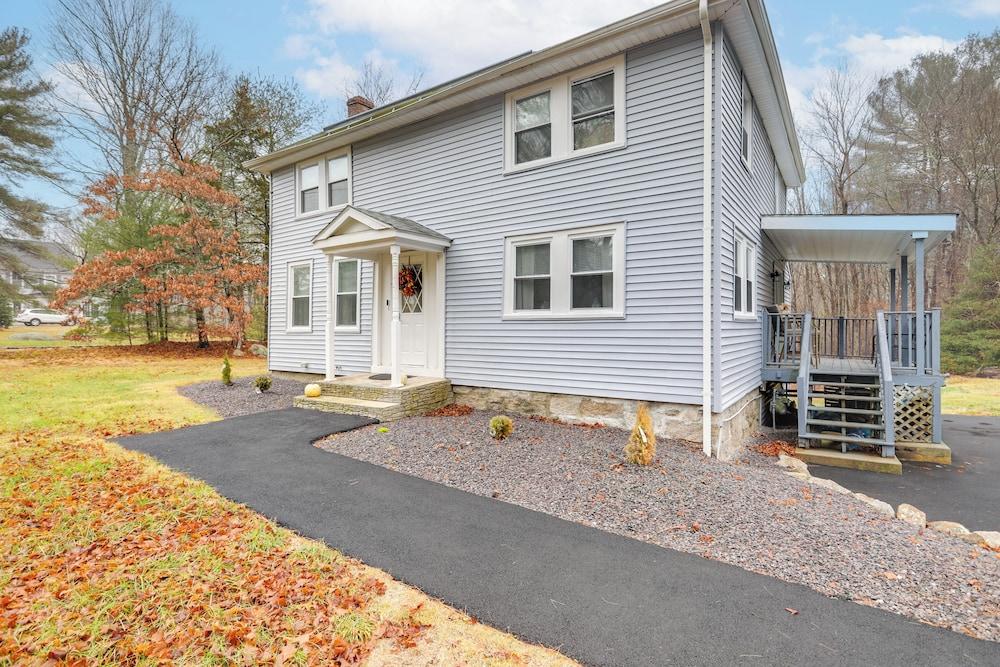 2 Mi to Gillette Stadium: Foxborough Retreat!