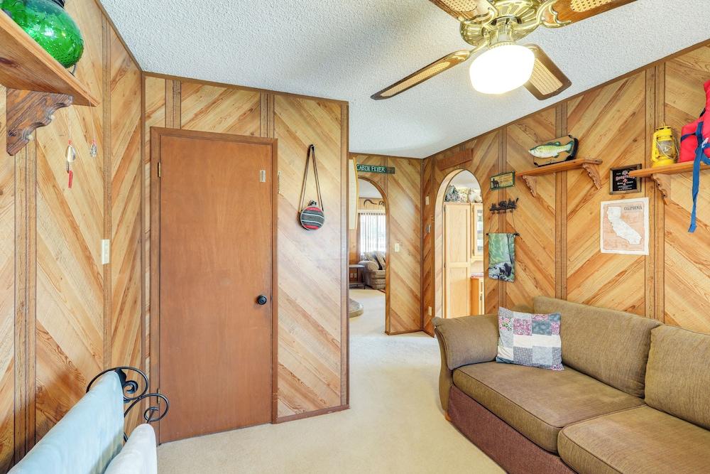 Deck & Forest Views: Black Bear Cabin' in Payson