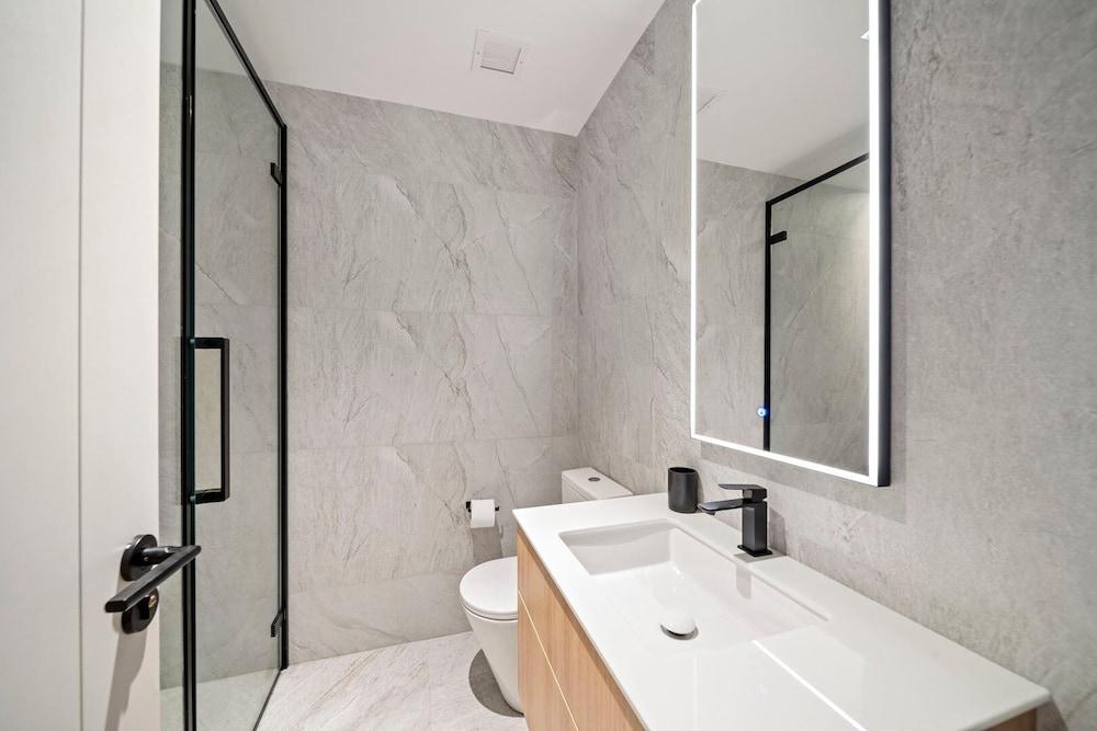 Allure 102 2 Bedroom Apts