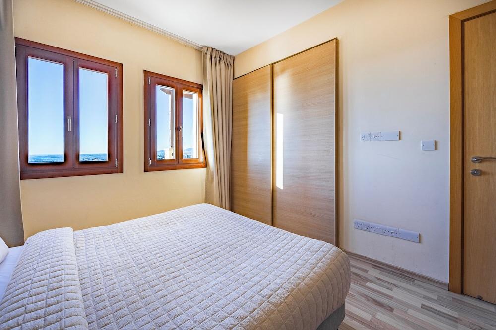 Aphrodite Premium Apartments II