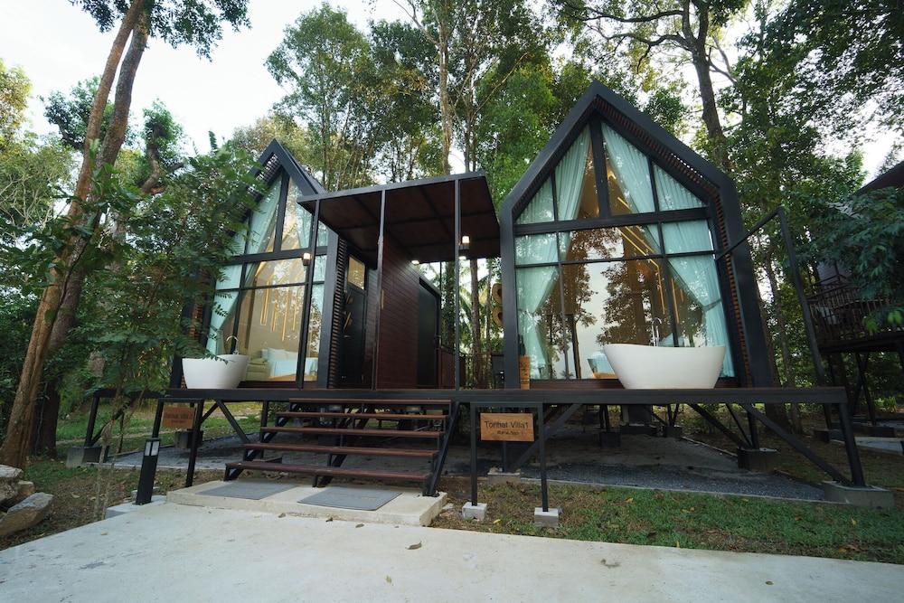 High Tree Resort Co.,Ltd.