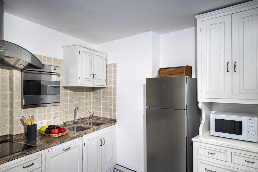 Estate4home - Casetta Arienzo