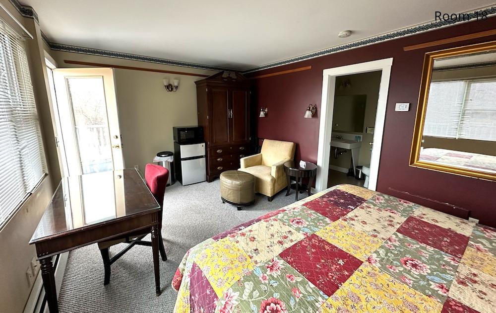 The Northport Inn & Lodge