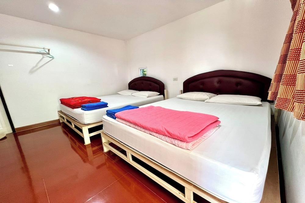 Chalalai Resort Kham Chanot