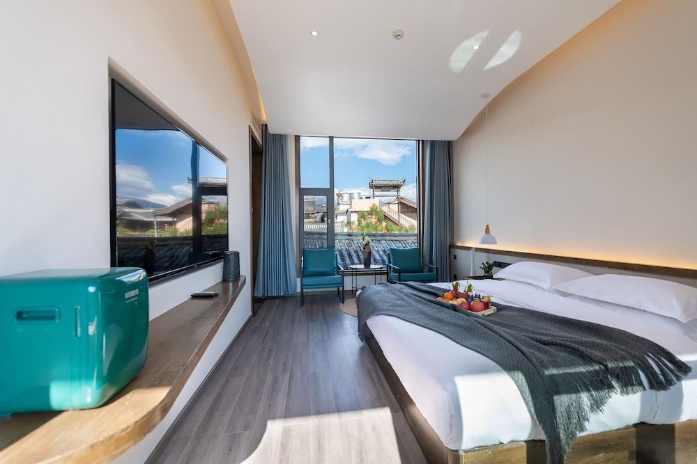 Cloudland View Hotel