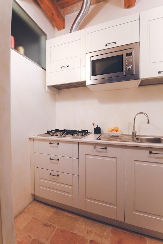 Manor in Marche Near Adriatic Beaches