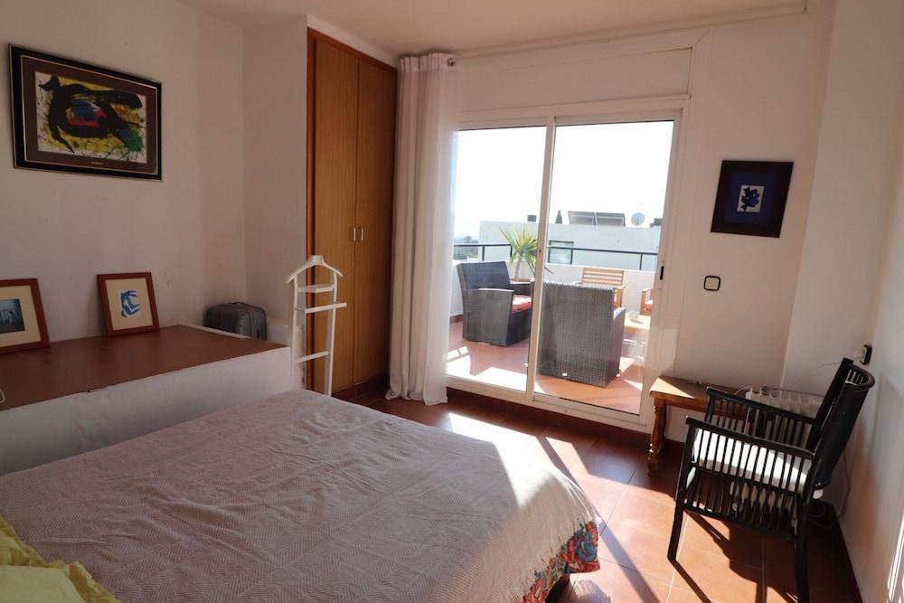 Beautiful Apartment With View