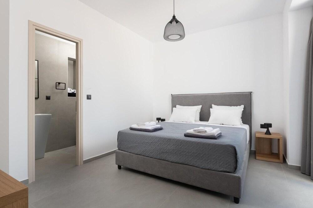 Villa 13 Zendo in Kolympia