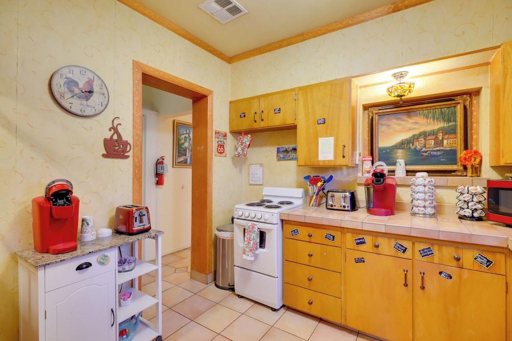 Half-mi to River Walk: 'rose Cottage' in Truckee!