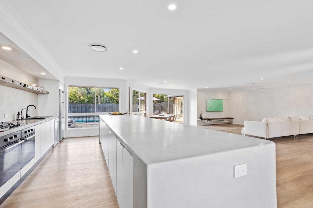 Black Shack Burleigh