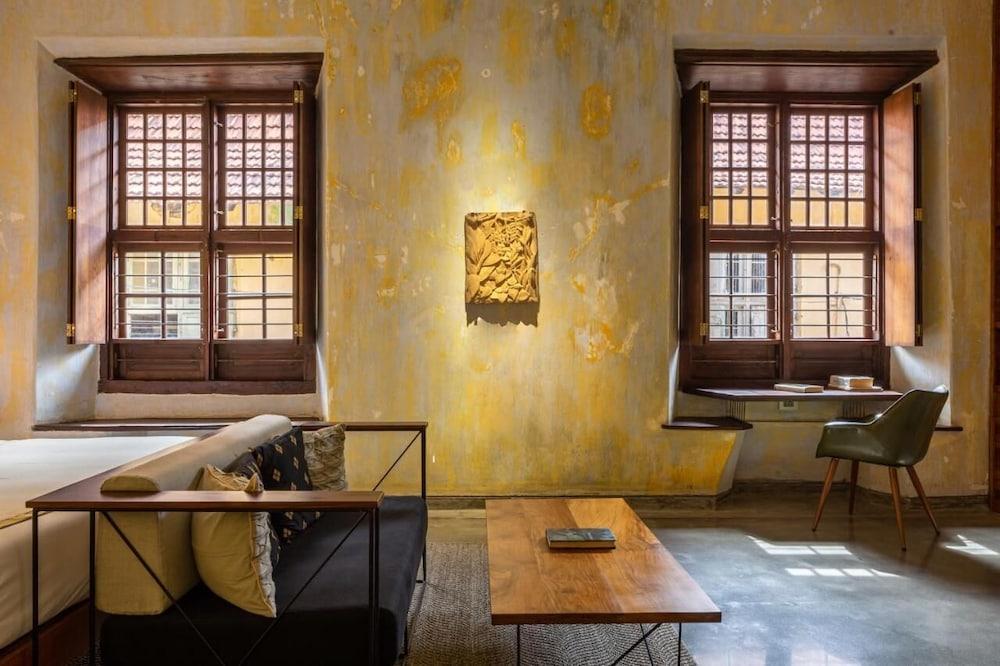 The Postcard  Mandalay Hall, Kochi