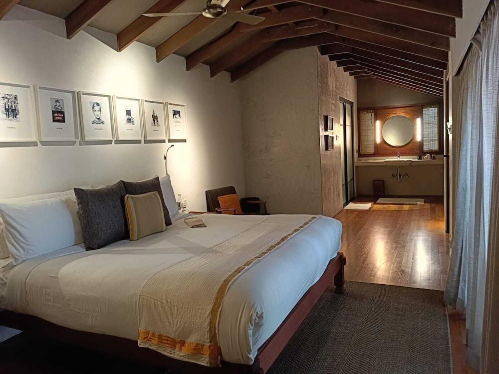 The Postcard  Mandalay Hall, Kochi