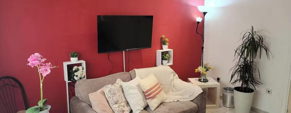 Ariadne Sea Side Boutique Apartment