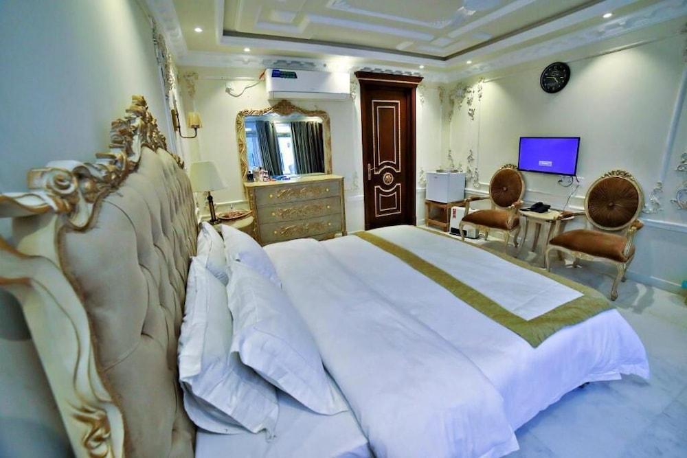 Arish Luxury Suites
