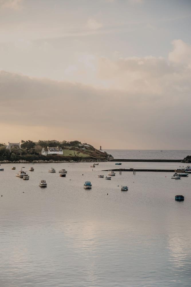 Dek Hôtel - Café - Ofuro