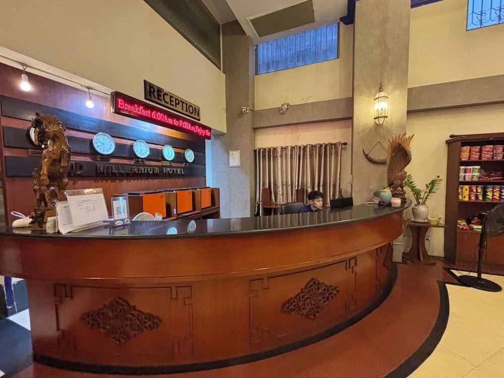 Diamond Lake Hotel KTV&Dancing Bar