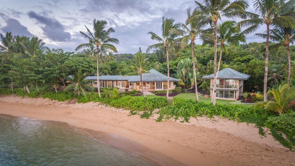 Anini Beachfront Home