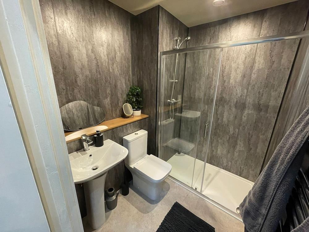 Headrow Apartments The Lounge