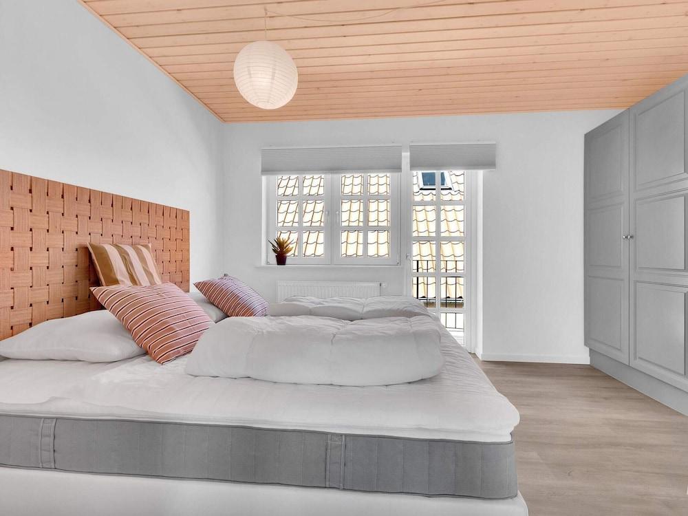 5 Star Holiday Home in Lokken