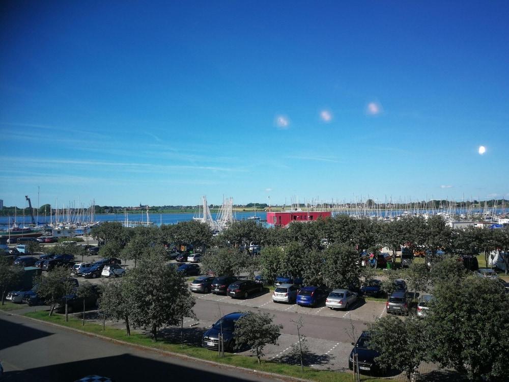 Holiday Home in Fehmarn Near Beach