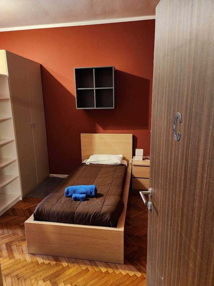 Guesthouse - Metro M1 Sesto Rondò