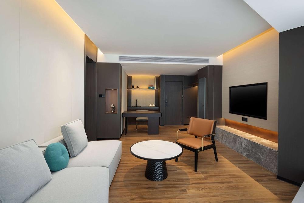 Hawthorn By Wyndham Jinghong Mengyang