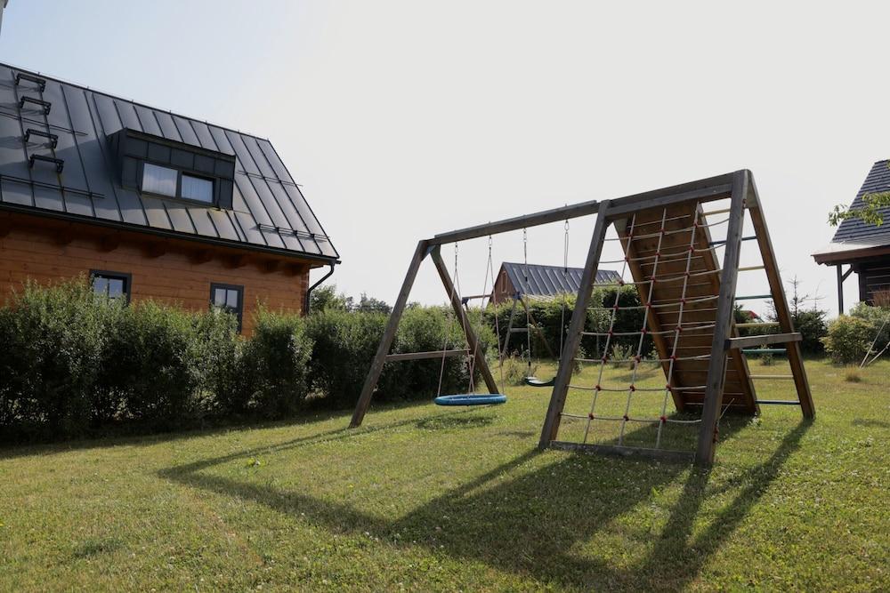 Chalet in Cista Near Ski Slopes