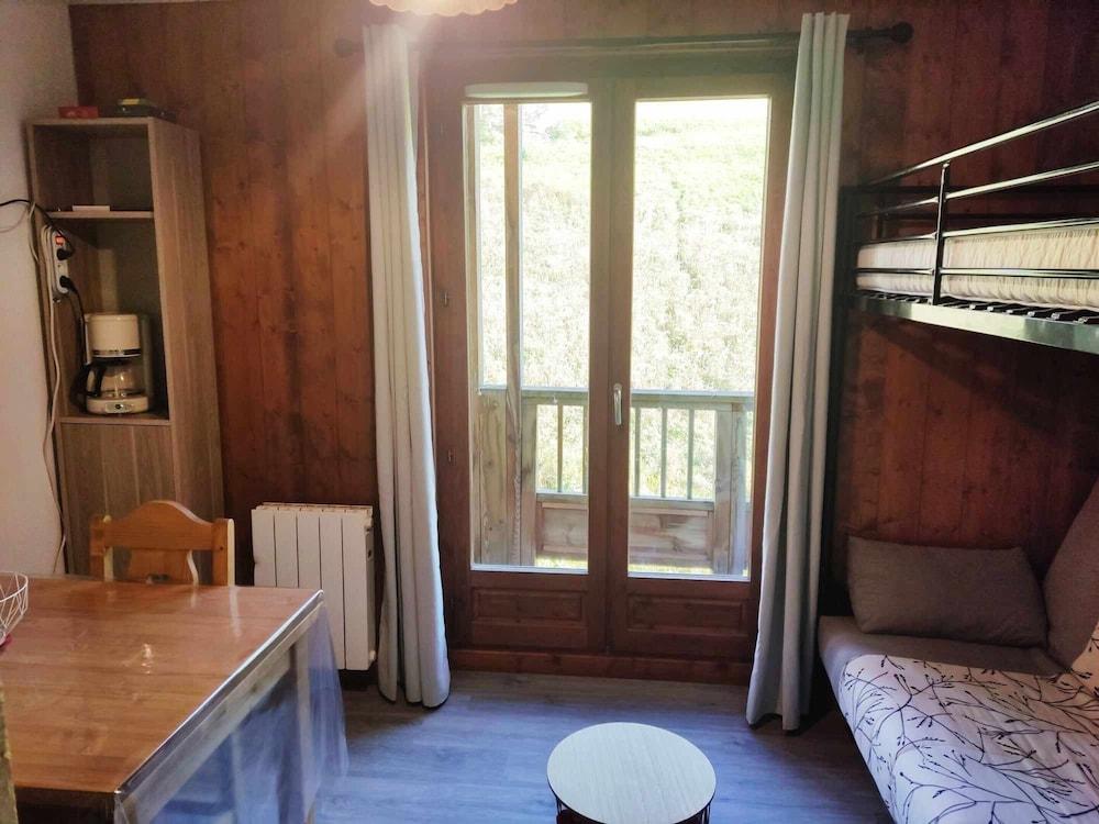 Studio in Alps With Pool & Near Ski Resort