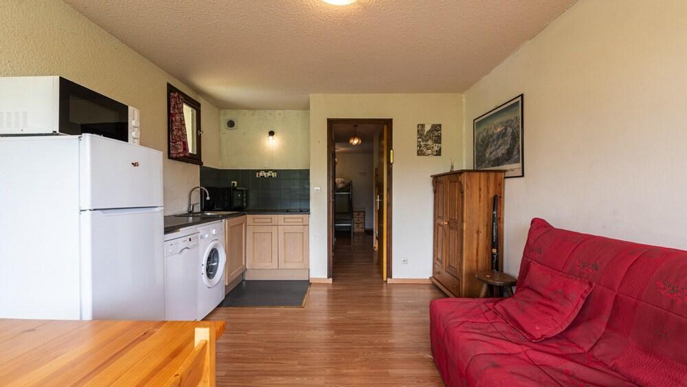 Apartment in Saint-sorlin Near Ski Resort