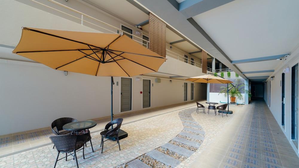 B2 Chiang Rai Resort Boutique & Budget Hotel