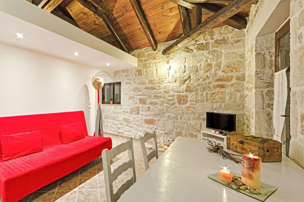 Villa Poseidon Residence