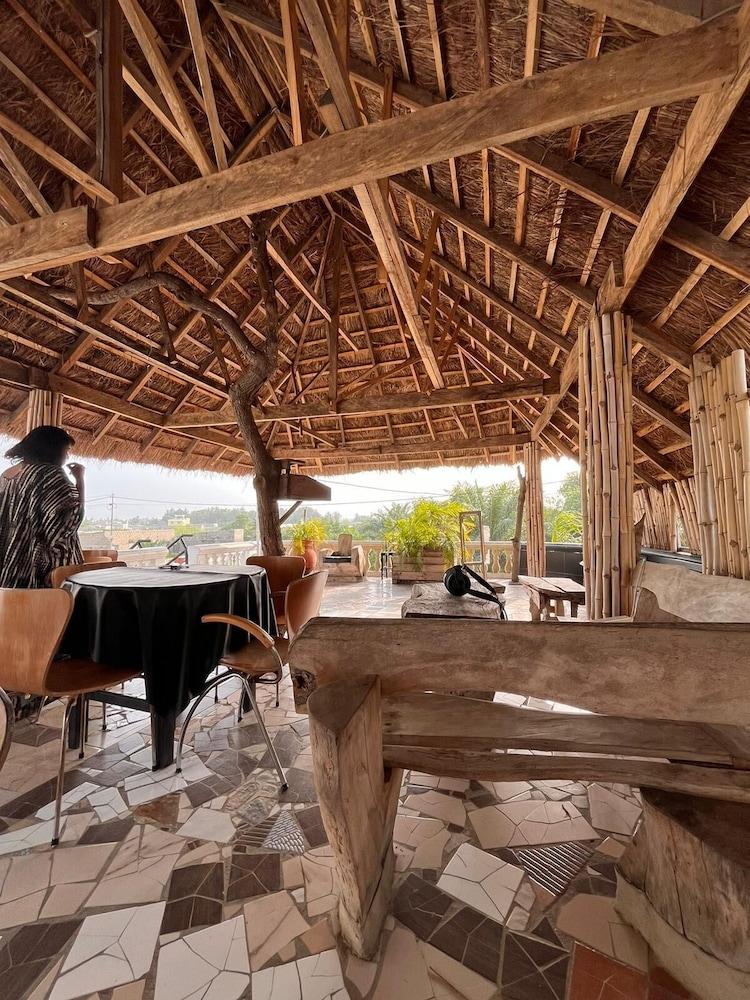 Epic Appart Hôtel Lomé