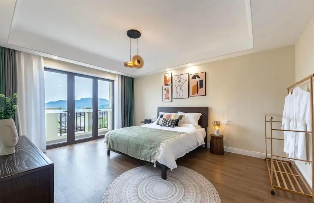 Anji Longwangxi Golf Resort Villa