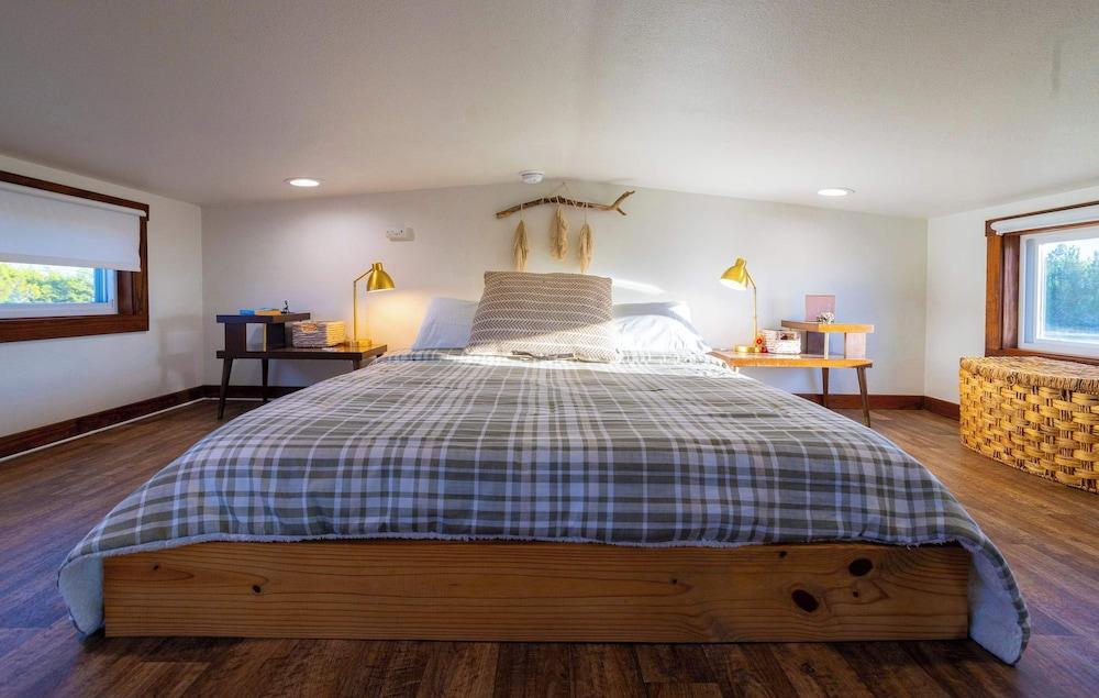 Monte Mahala, Casa Vega