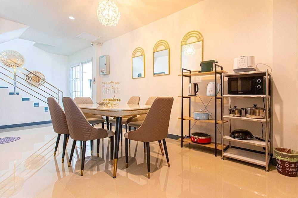 LidaPoolVilla ChiangMai