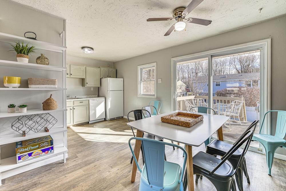 1 Mi to Dtwn: Home w/ Deck in Saratoga Springs