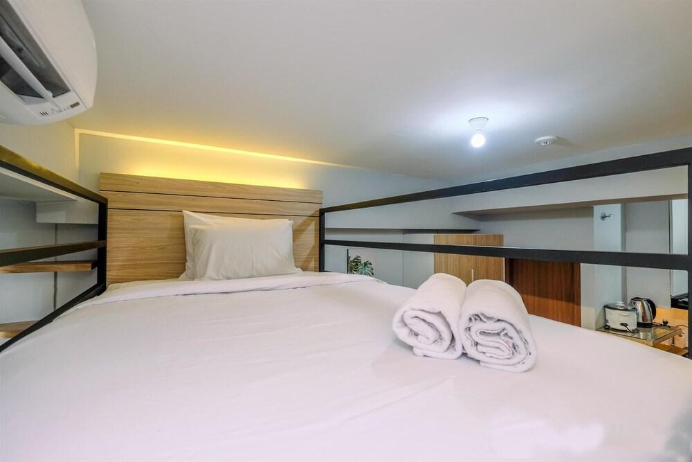 Enjoy and New Furnished Studio at Podomoro Golf View Apartment