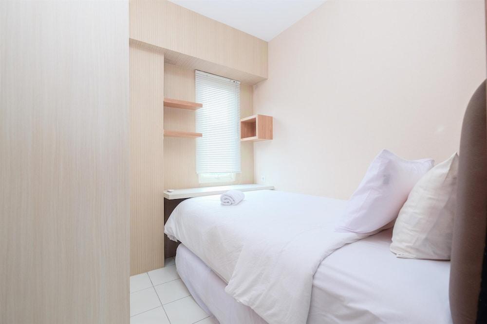 Simply Cozy 2BR Apartment at Podomoro Golf View