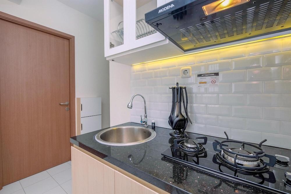 Best and Comfy 2BR Podomoro Golf View Apartment