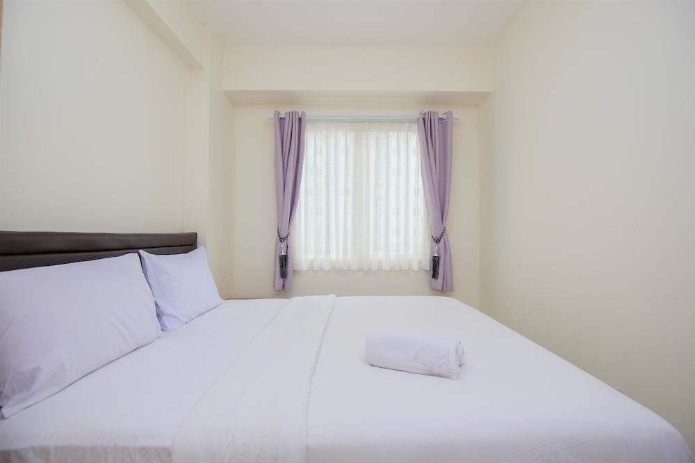 Comfort 2BR at 6th Floor Podomoro Golf View Apartment