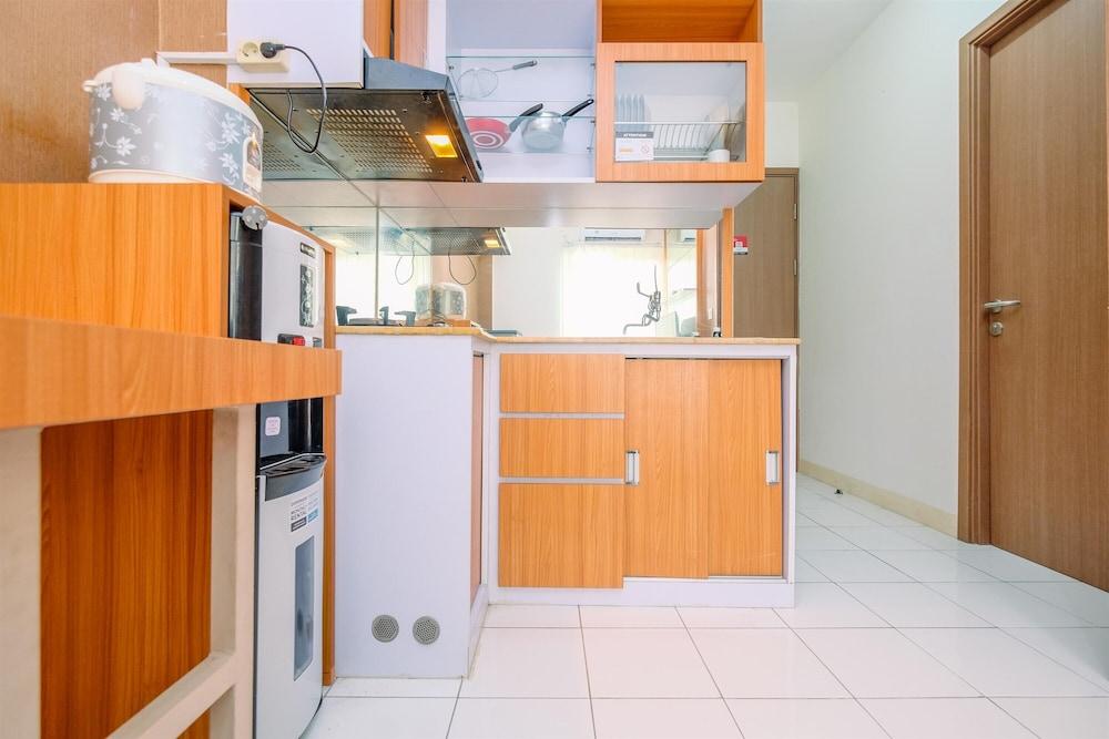 Minimalist 1BR with Extra Room Podomoro Golf View Apartment